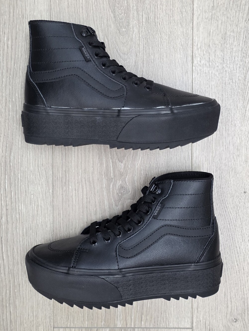 VANS Filmore Hi Stackform Tapered Platform Shoes Triple Black Women's Sz 6.5 New - Picture 2 of 8